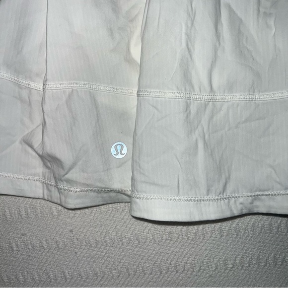 Lululemon Womens Pace Rival Tennis Skirt Skort Size 4 White Golf Preppy Lined - Picture 4 of 5